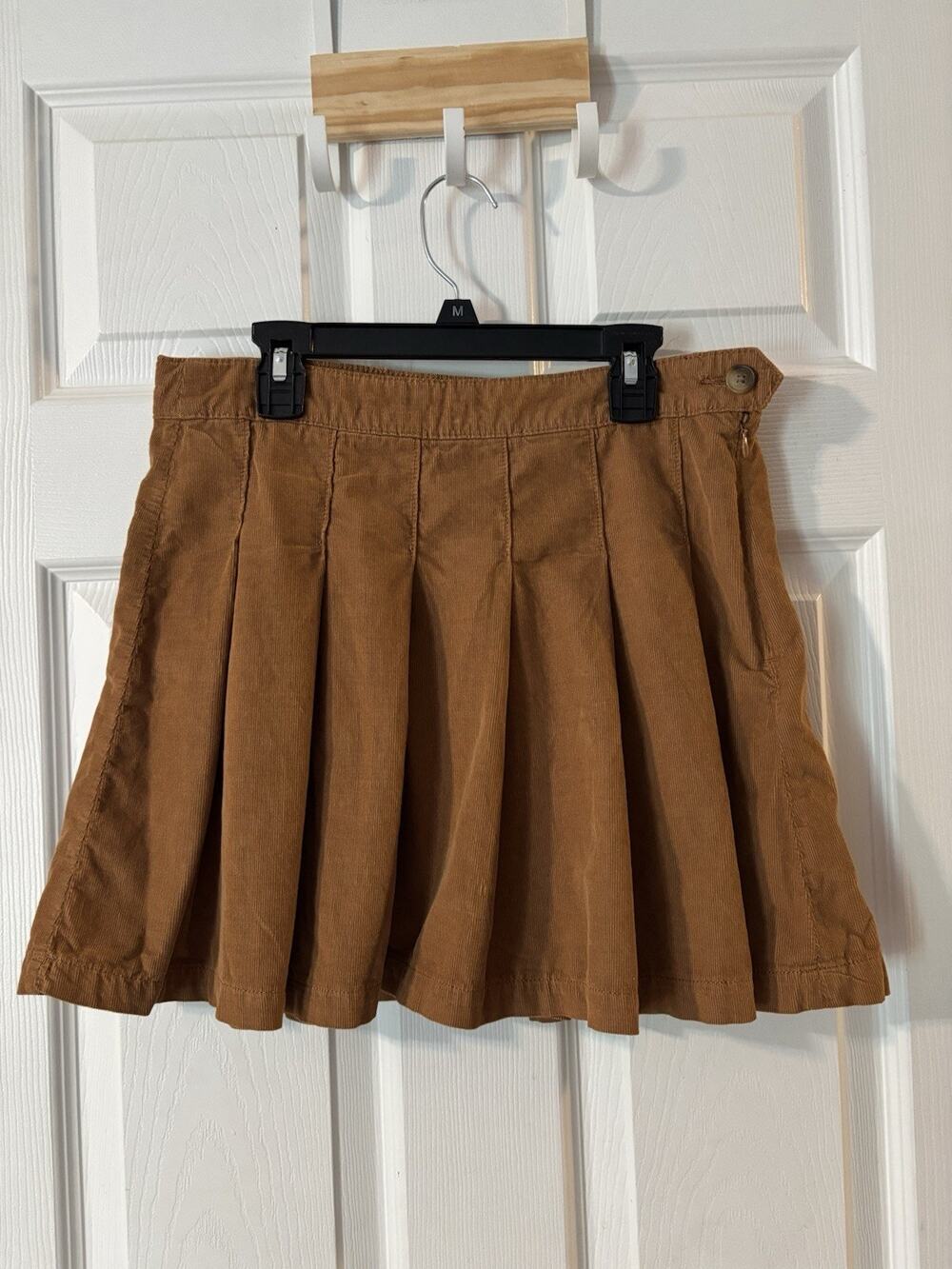 American Eagle Sz 8 Caramel Brown Pleated Corduroy Mini Skirt AE Side Zip Button